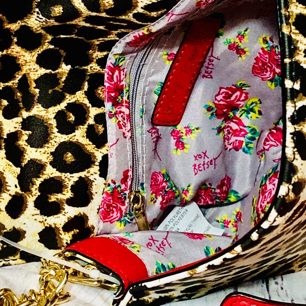 Betsey Johnson Leopard Red Crossbody Top Handle Bag - Picture 7 of 9